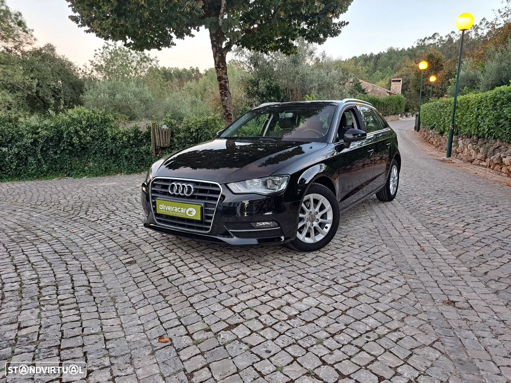 Audi A3 Sportback 1.6 TDI Attraction - 1