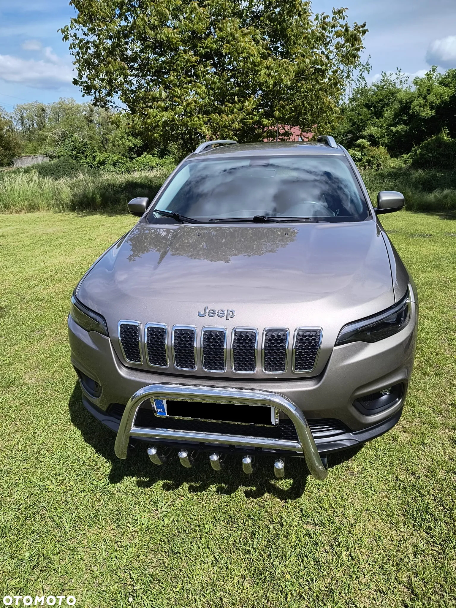 Jeep Cherokee - 2