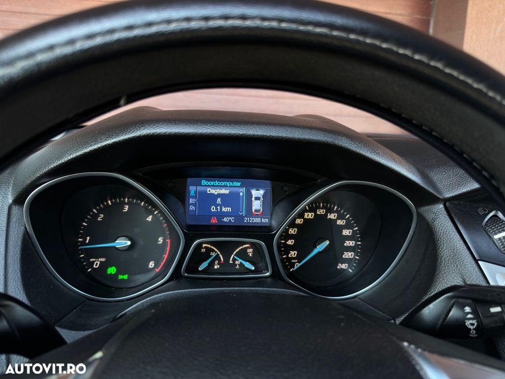 Ford Focus - 6