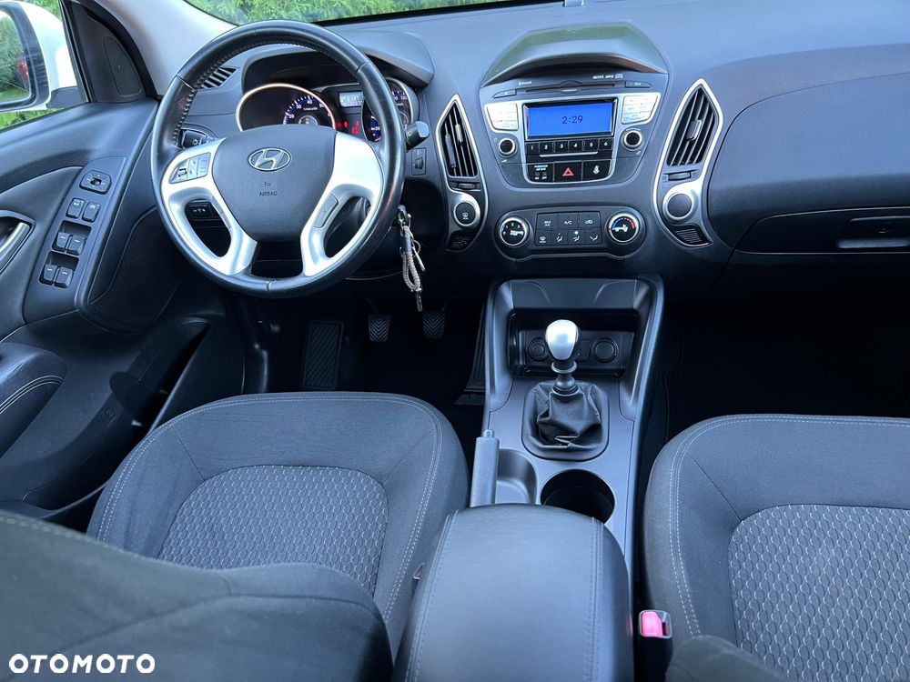 Hyundai ix35 - 11