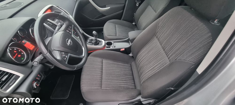 Opel Astra 1.4 Turbo - 13