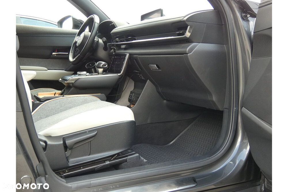 Mazda MX-30 35.5kWh Makoto - 17