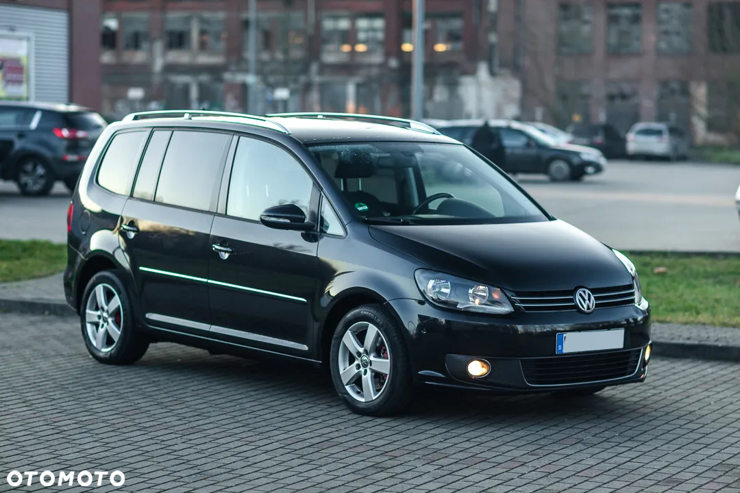 Volkswagen Touran 2.0 TDI DPF DSG Highline - 4