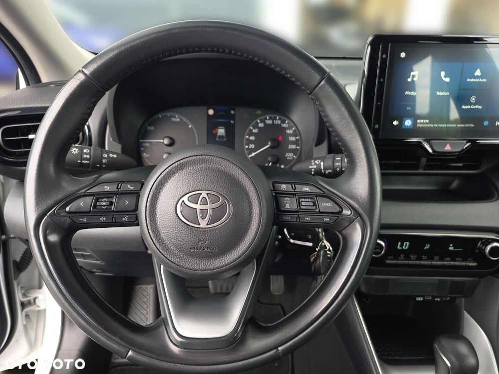 Toyota Yaris - 16