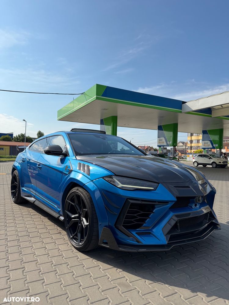 Lamborghini URUS - 1