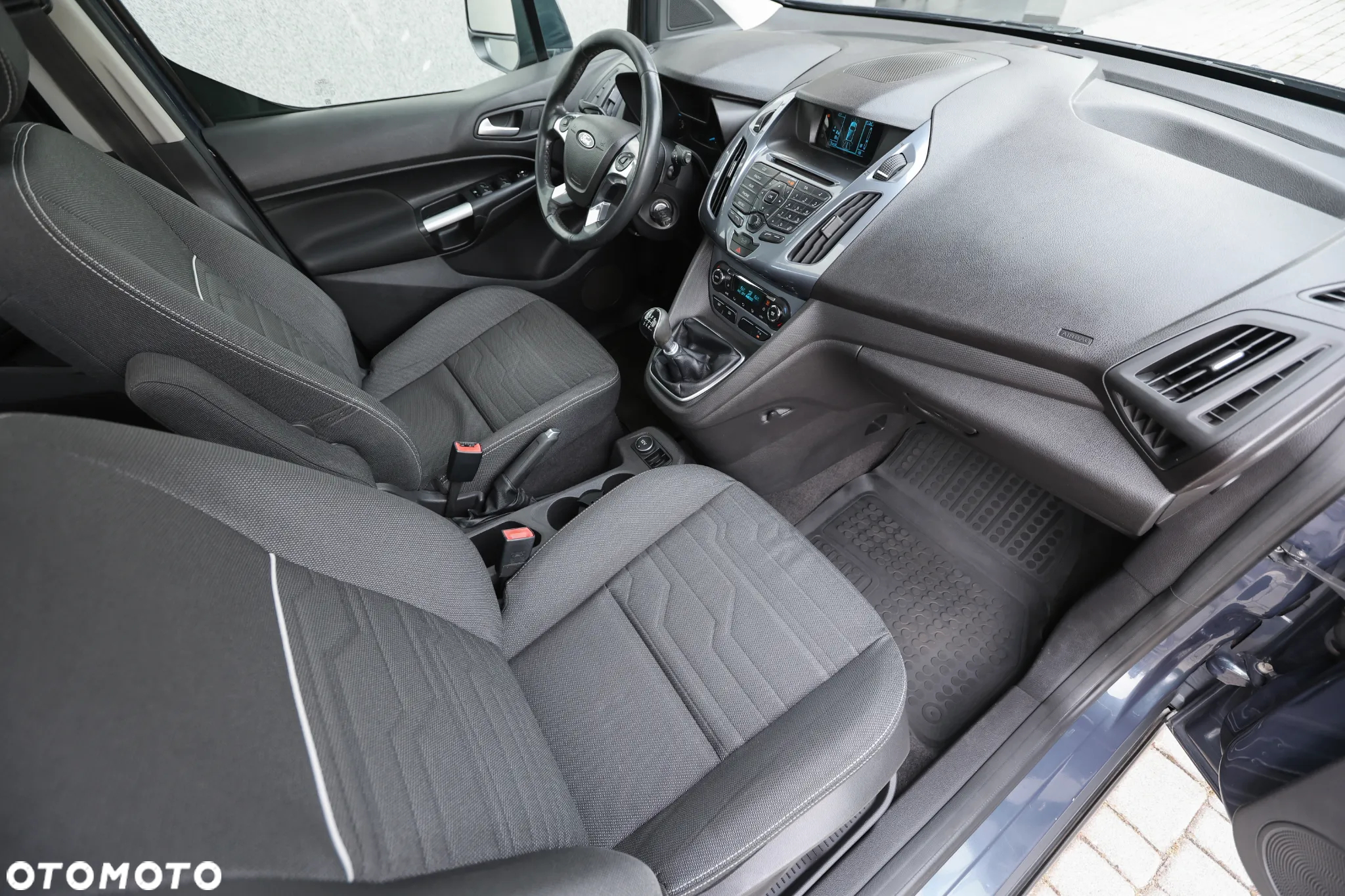 Ford Tourneo Connect - 28