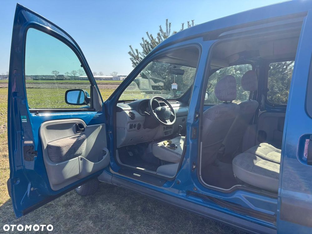 Renault Kangoo 1.6 16V Authentique 4x4 - 6