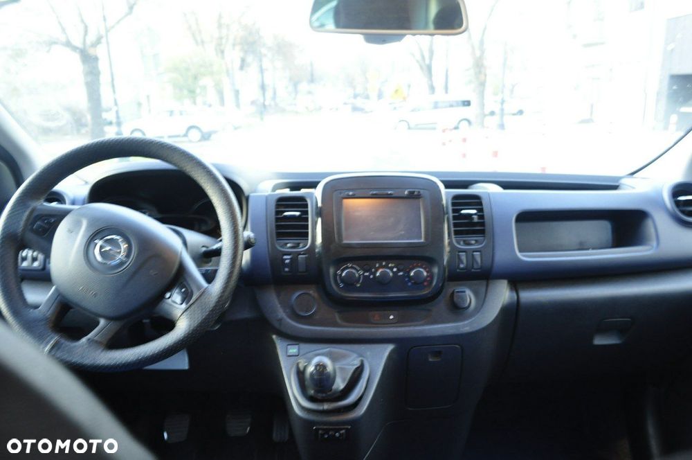 Opel Vivaro - 7