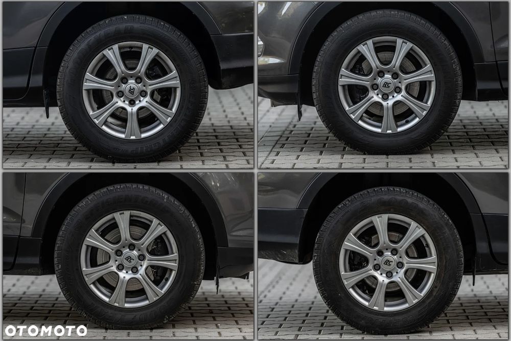 Ford Kuga - 20
