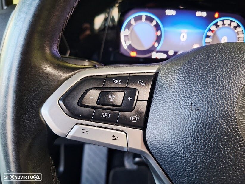 VW Golf Variant 2.0 TDi - 15