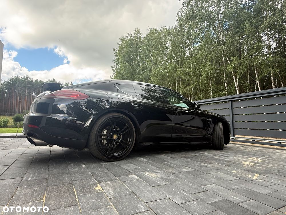 Porsche Panamera S - 3