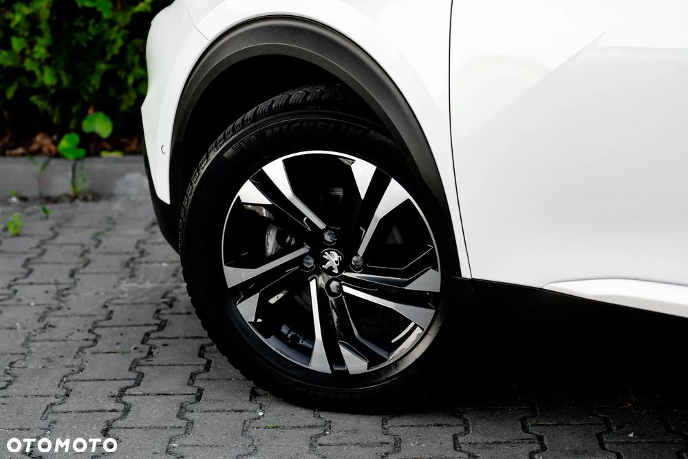 Peugeot 2008 1.2 PureTech GT S&S - 7