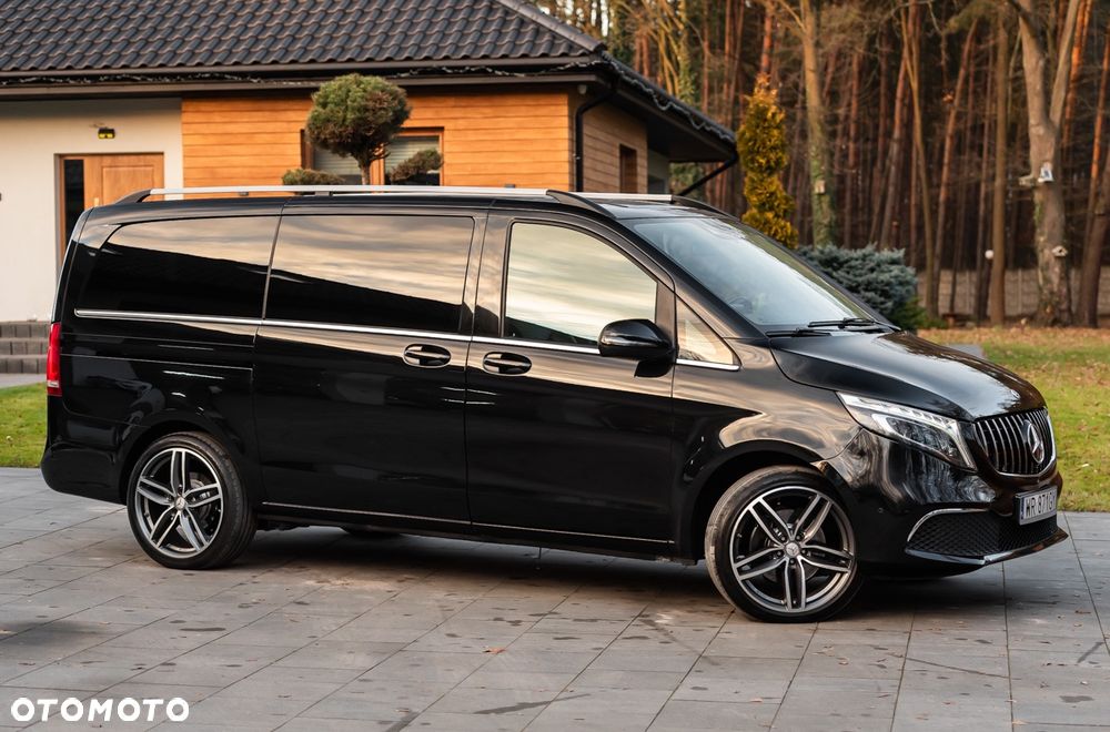 Mercedes-Benz Klasa V 300 d lang 4Matic 9G-TRONIC Exclusive Edition - 23