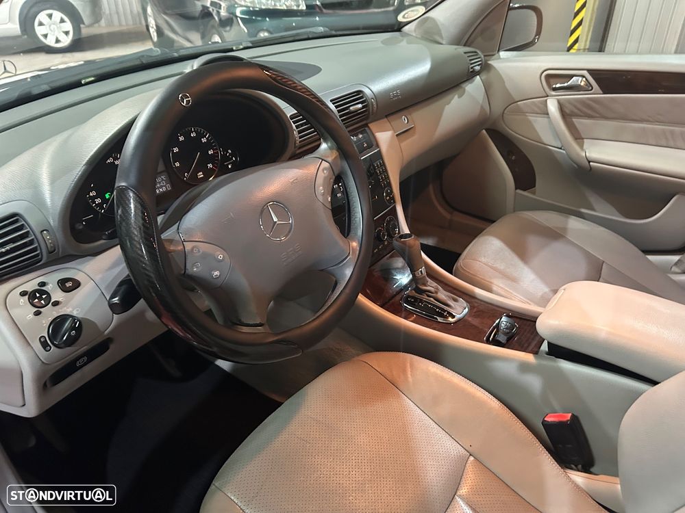 Mercedes-Benz C 180 K Elegance Aut. - 18