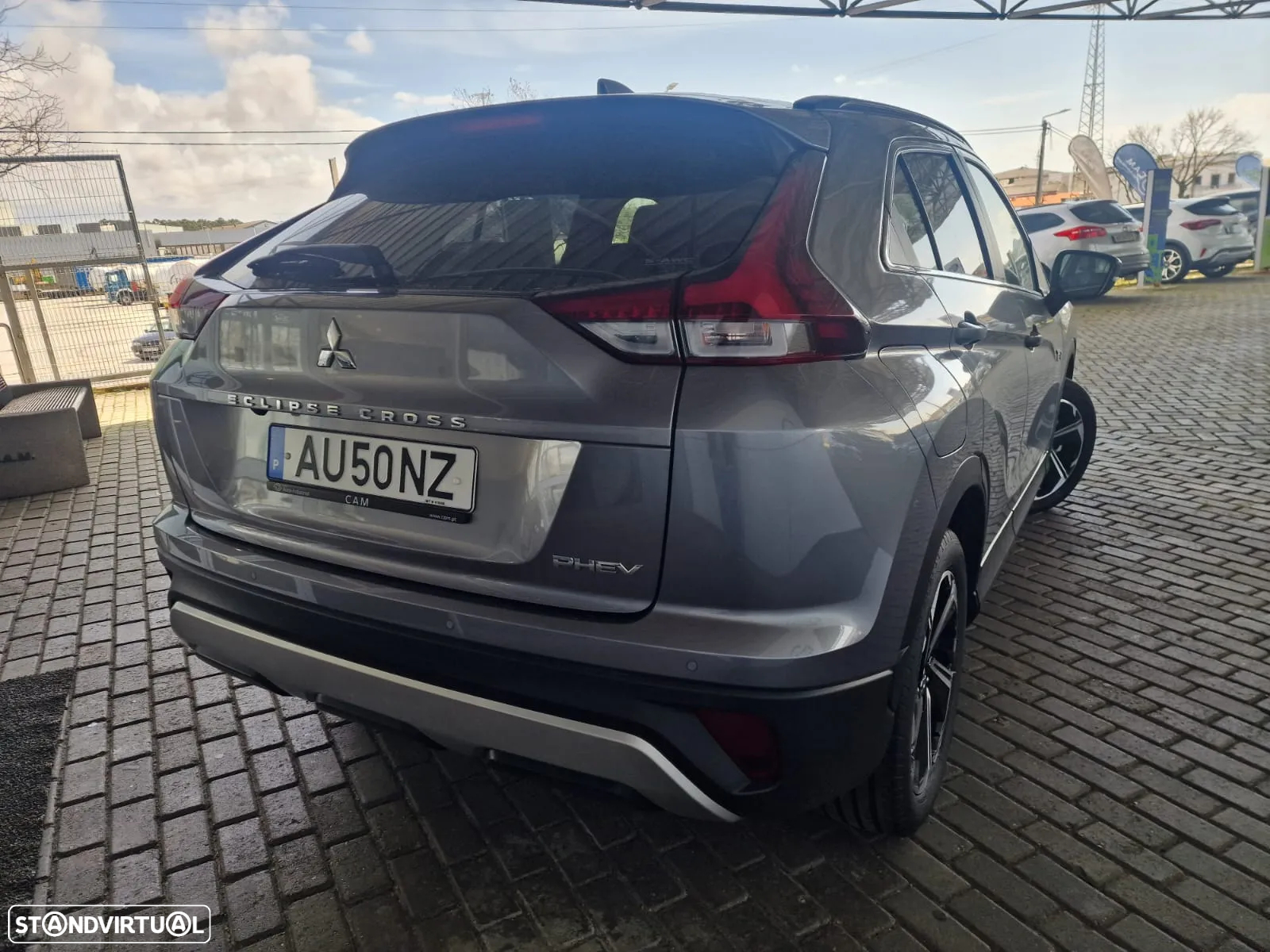 Mitsubishi Eclipse Cross 2.4 PHEV eMotion - 4