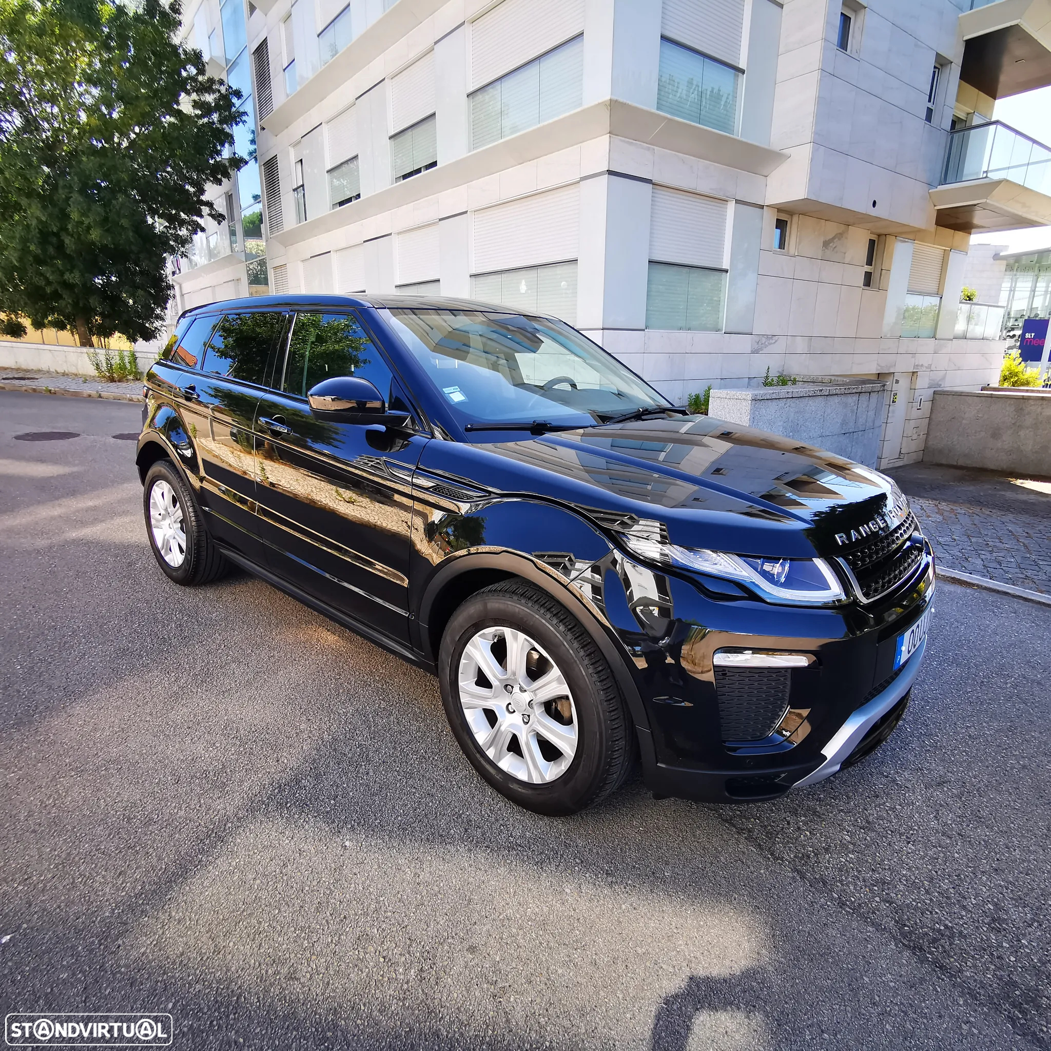 Land Rover Range Rover Evoque 2.0 eD4 SE Dynamic - 35