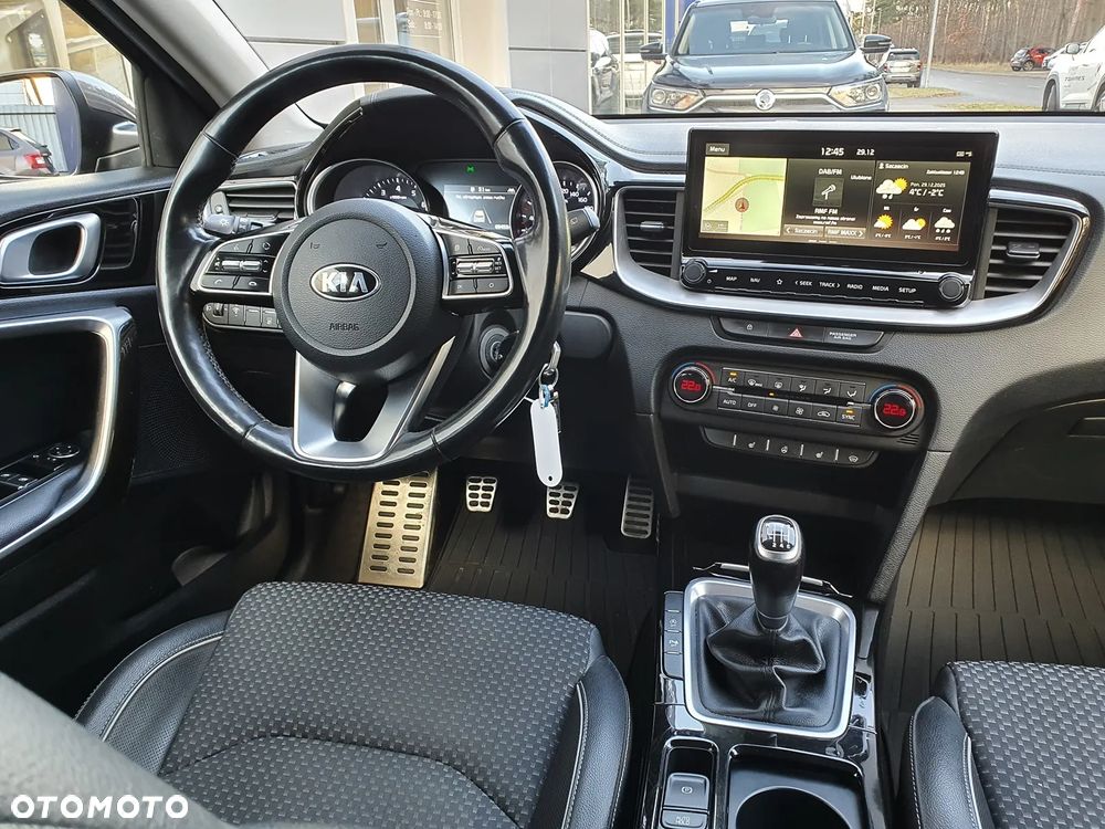 Kia Ceed 1.4 T-GDI L Business Line - 15