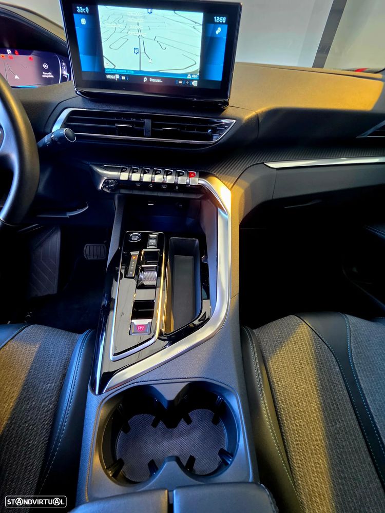 Peugeot 3008 BlueHDi 130 Stop & Start EAT8 Allure - 30