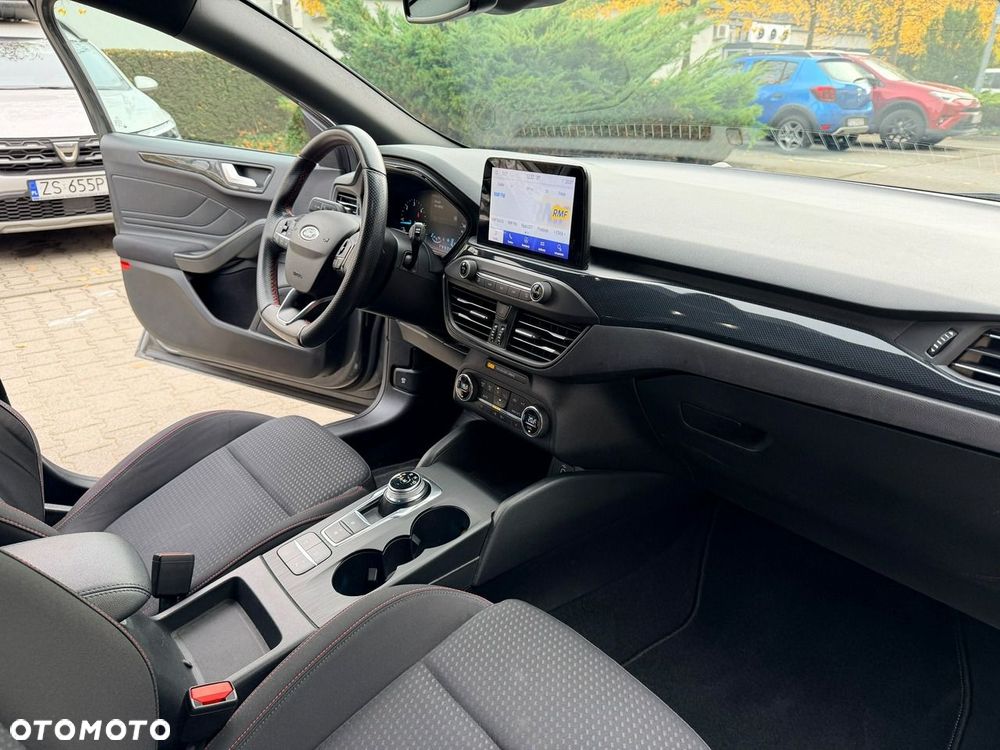 Ford Focus - 26