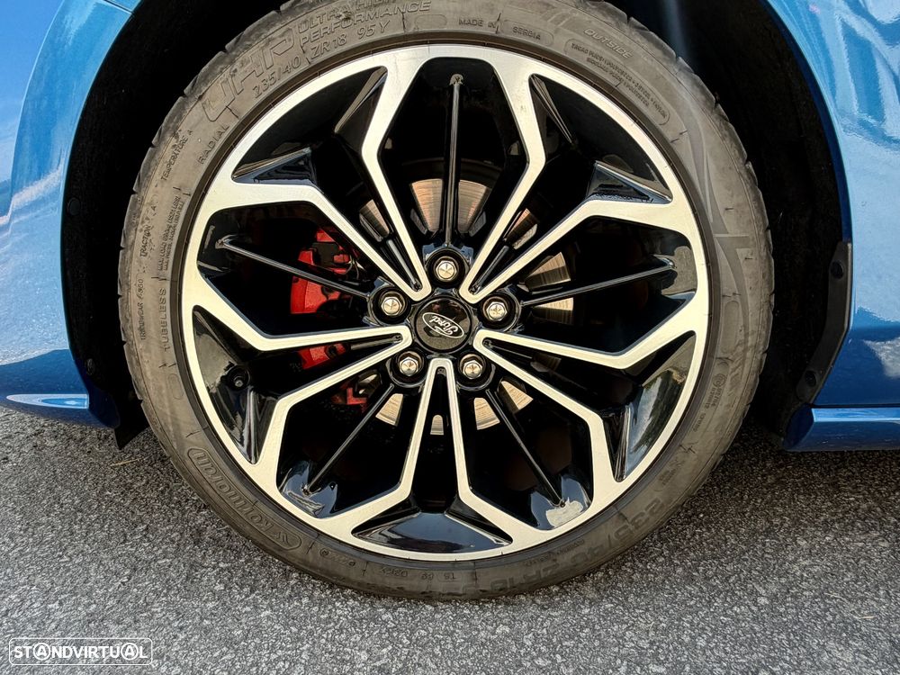 Ford Focus - 4