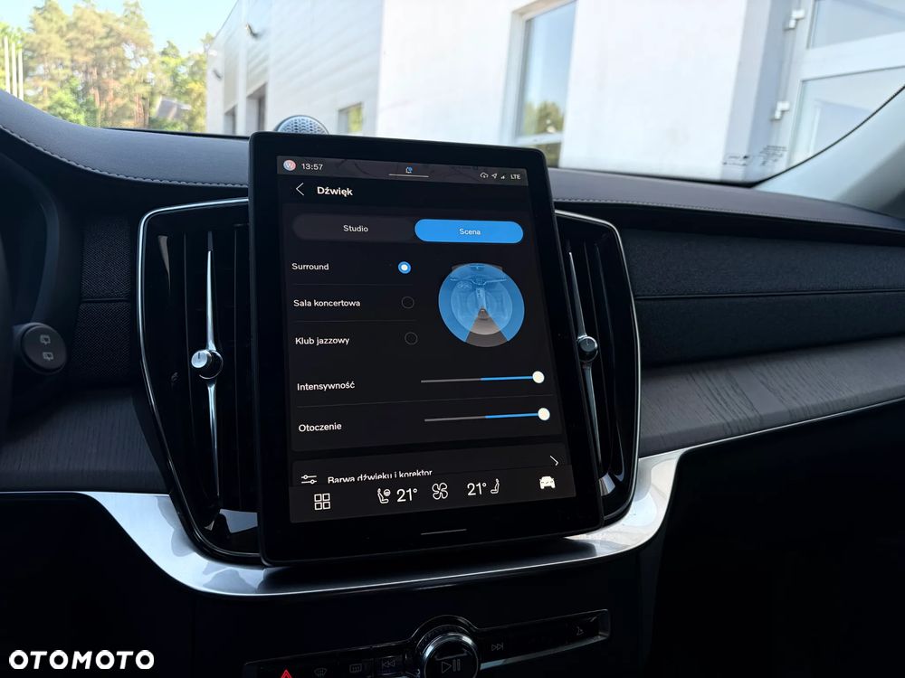 Volvo XC 90 T8 AWD Plug-In Hybrid Plus Bright 7os - 16