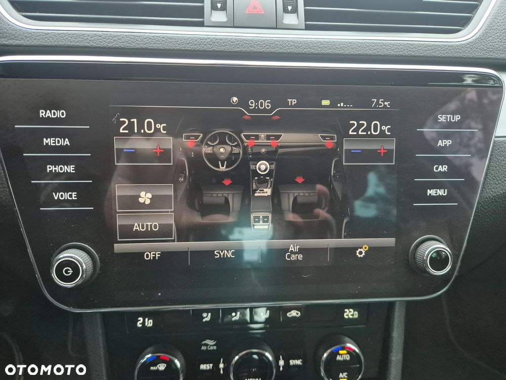 Skoda Superb 2.0 TDI Ambition - 14