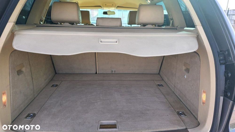 Volkswagen Touareg - 21