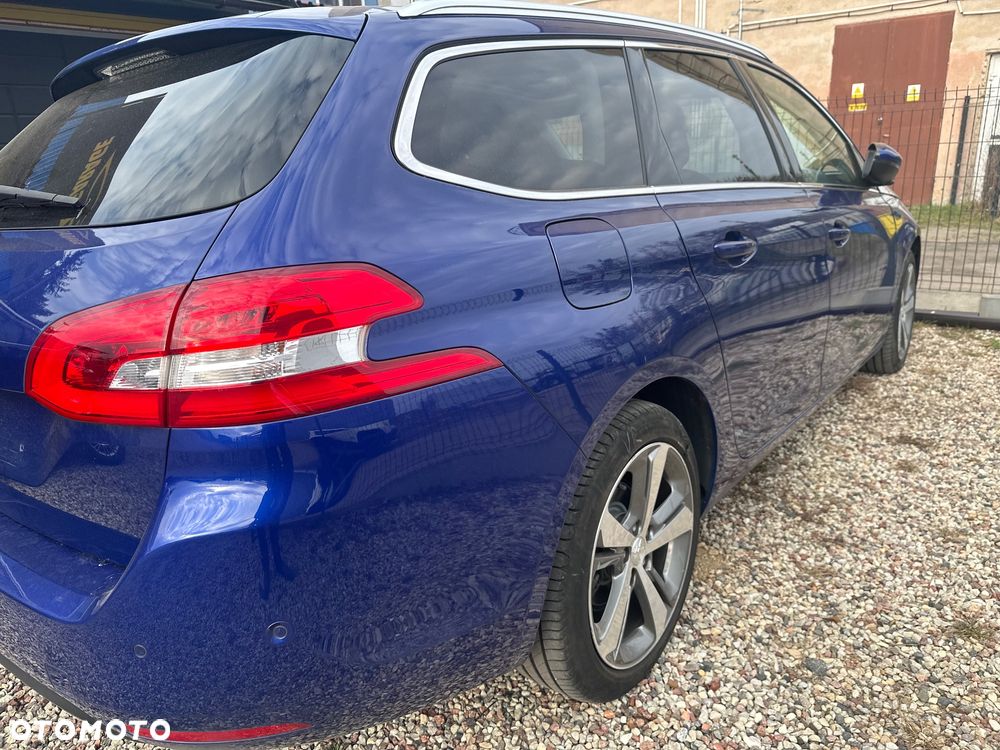 Peugeot 308 BlueHDi 130 EAT8 Business - 3