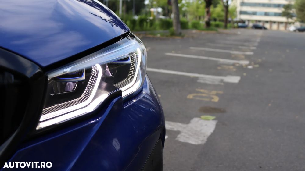 BMW Seria 3 330i Aut. M Sport - 8