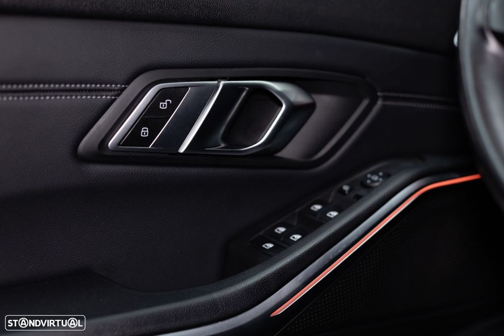 BMW 320 d Line Sport Auto - 40