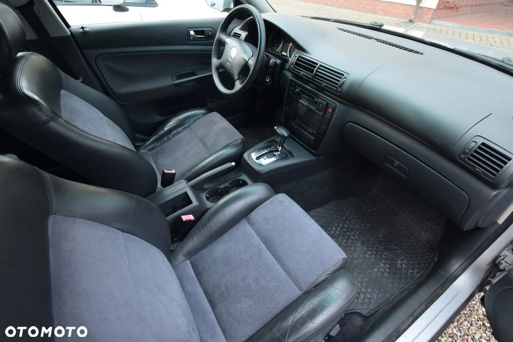 Volkswagen Passat 1.9 TDI Comfortline Tiptr - 17