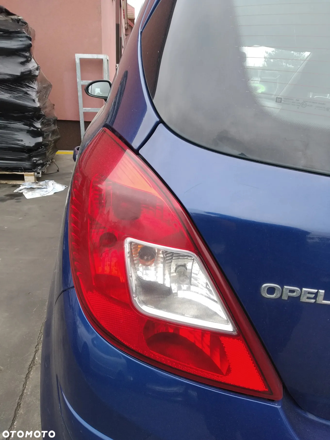 OPEL CORSA D 06 - 11 1.2 Z12XEP LAMPA PRZÓD LEWA PRAWA - 12