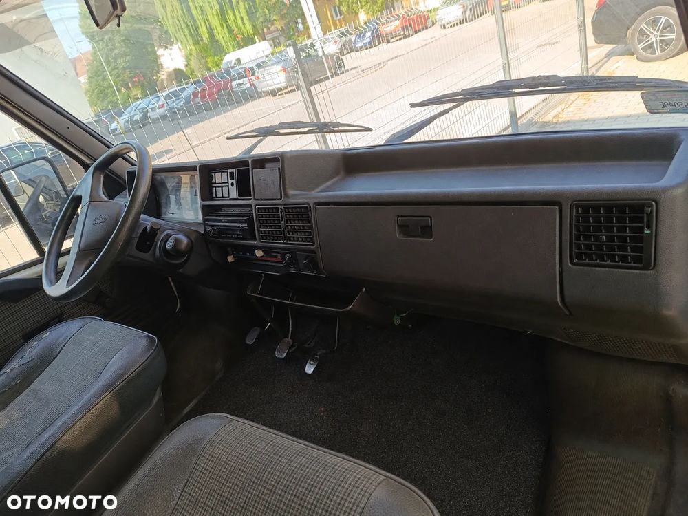 Peugeot Inny - 16