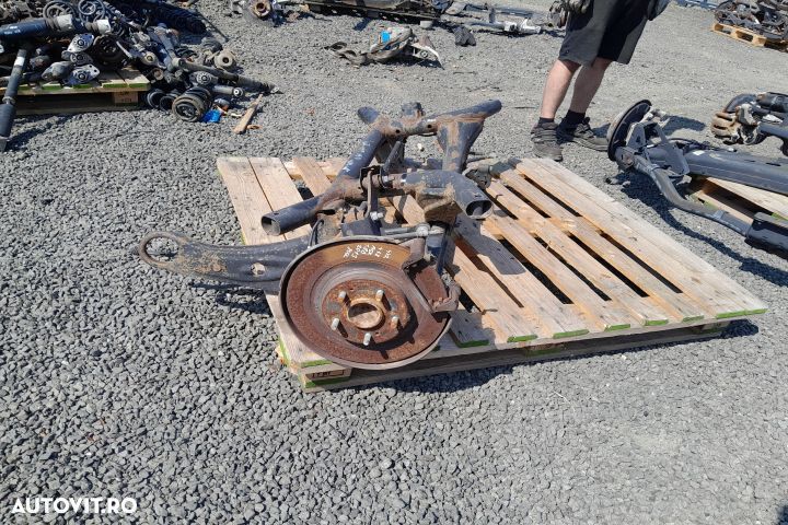 Punte spate Mitsubishi ASX 1 [facelift] [2012 - 2016] Crossover 1.8 C - 1