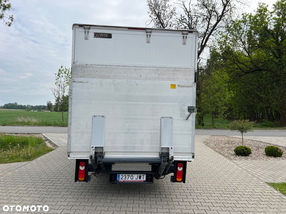 Nissan NT 400 CABSTAR - 6