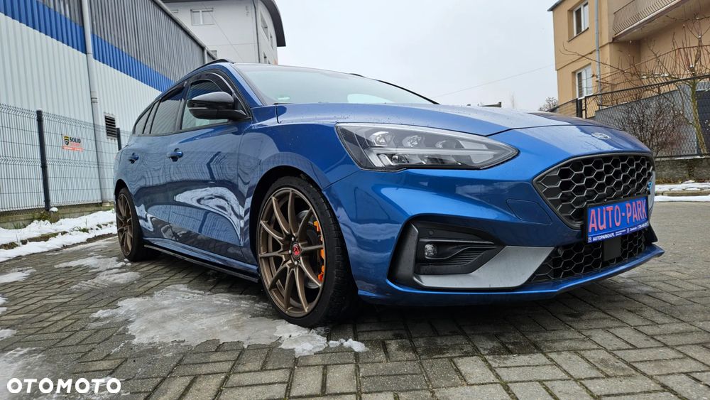 Ford Focus 2.0 EcoBlue S&S ST mit Styling-Paket - 18