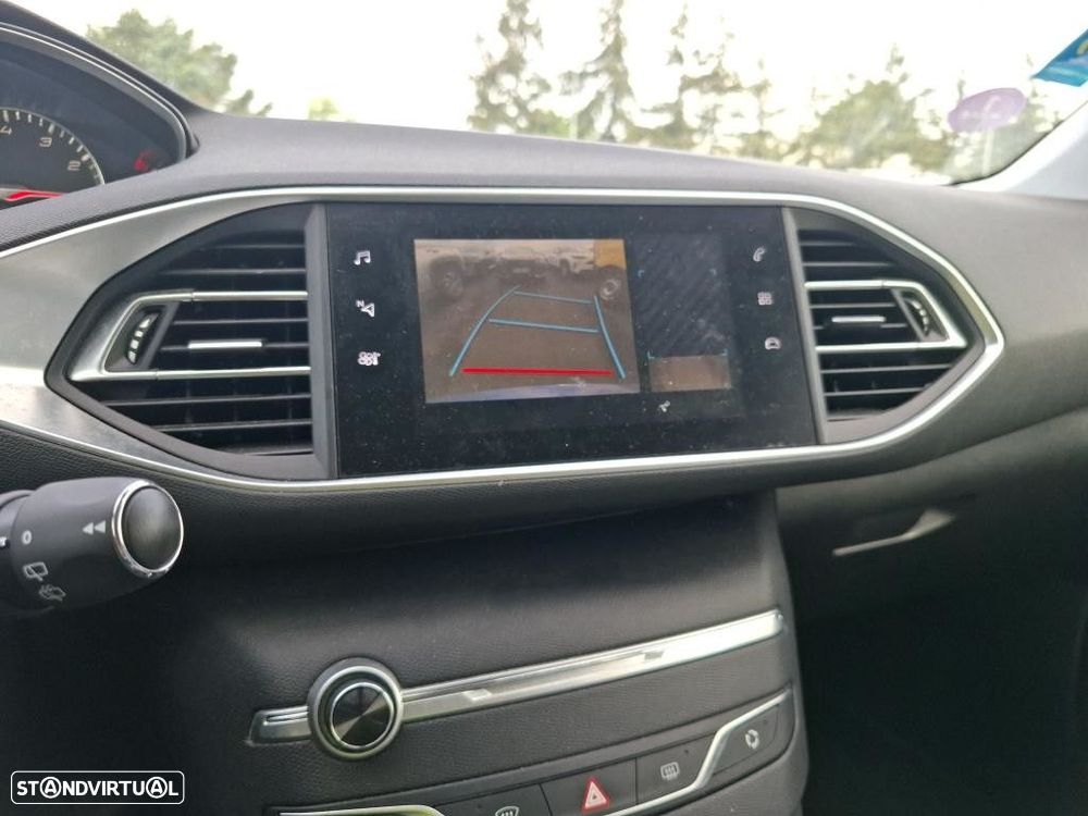 Peugeot 308 - 5