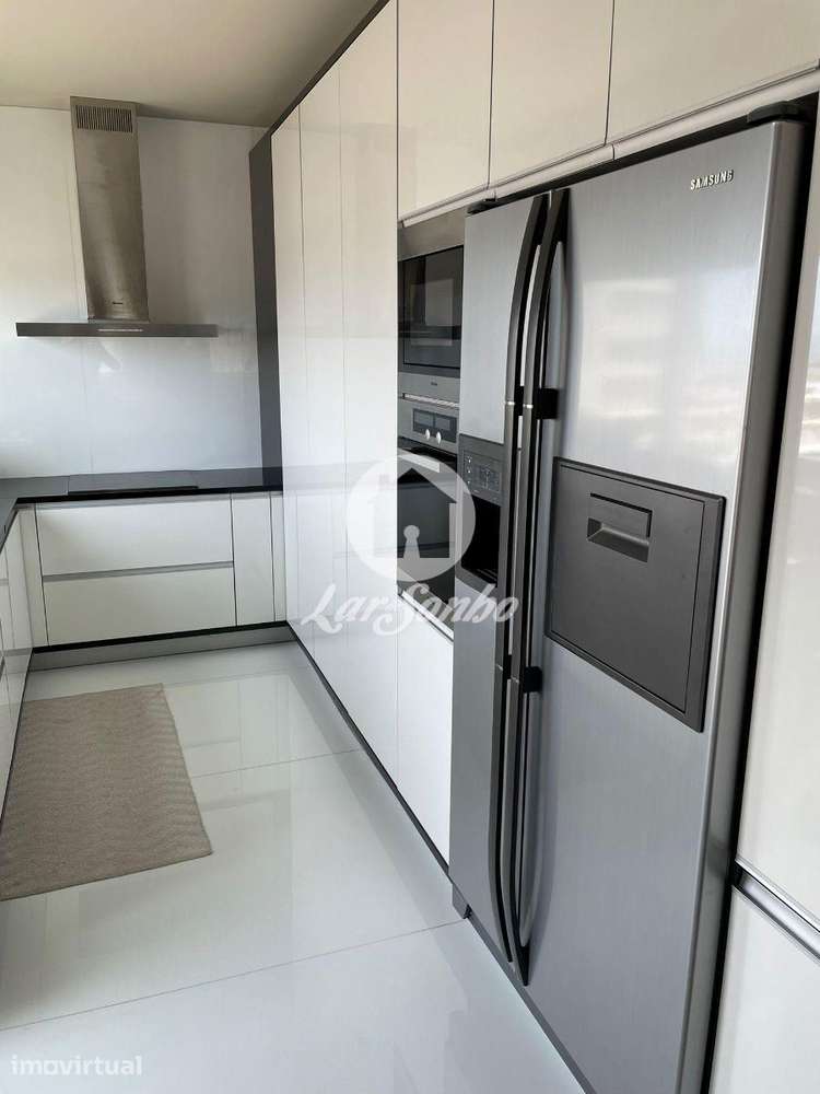 Penthouse T3 com Garagem, Piscina e Vista Mar na Póvoa de Varzim - Grande imagem: 5/13