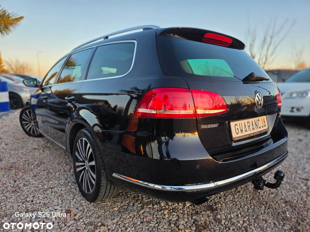 Volkswagen Passat - 12