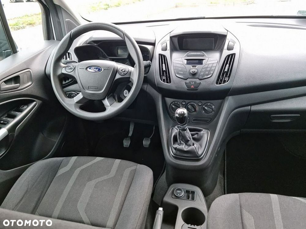 Ford Tourneo Connect - 4