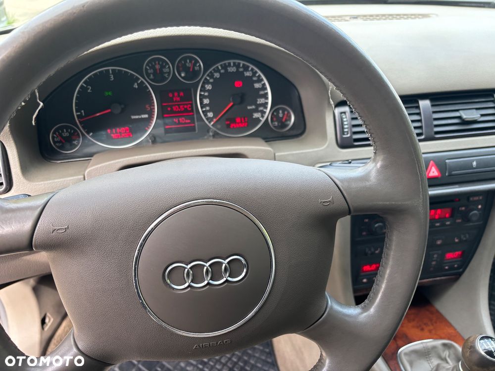 Audi A6 Allroad 2.5 TDI Quattro - 4