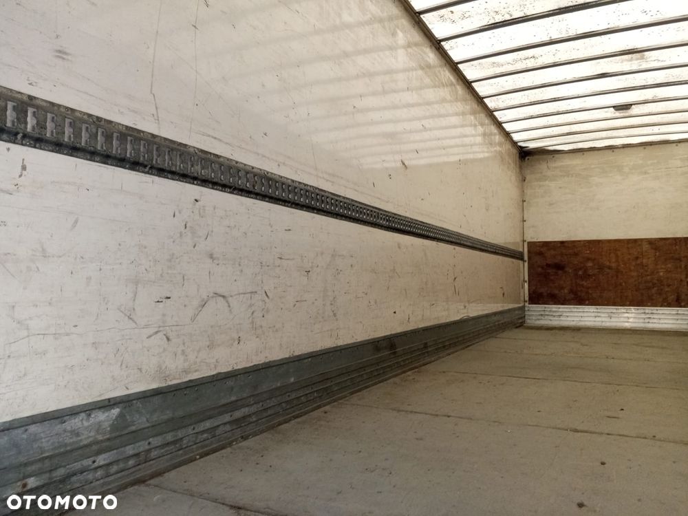 Renault MIDLUM ŁADOWNOŚĆI 7 TON /ZAWIESZENIE PNEUMACZYCZNE/WINDA / FRANCJA - 13