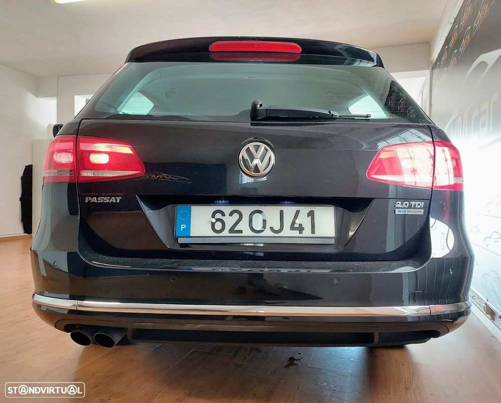 VW Passat Variant 2.0 TDi Confortline - 12