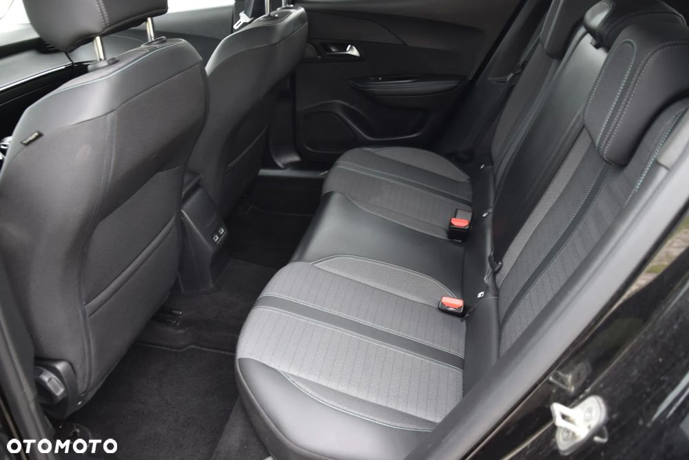 Peugeot 2008 - 17