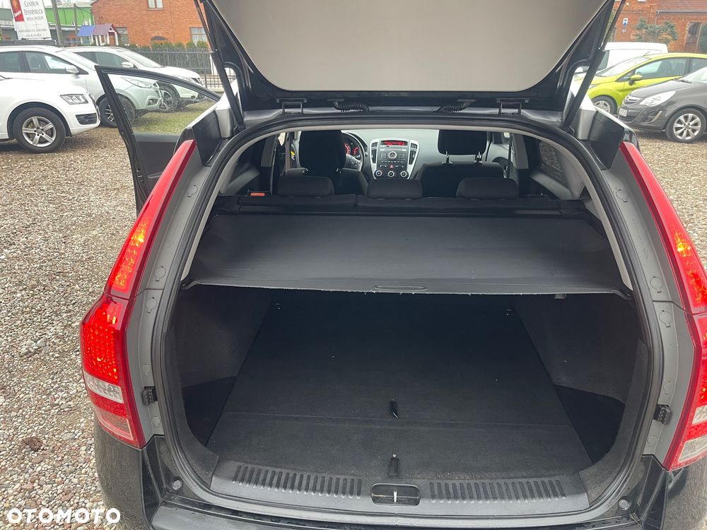 Kia Ceed 1.4 CVVT LX Basis - 17