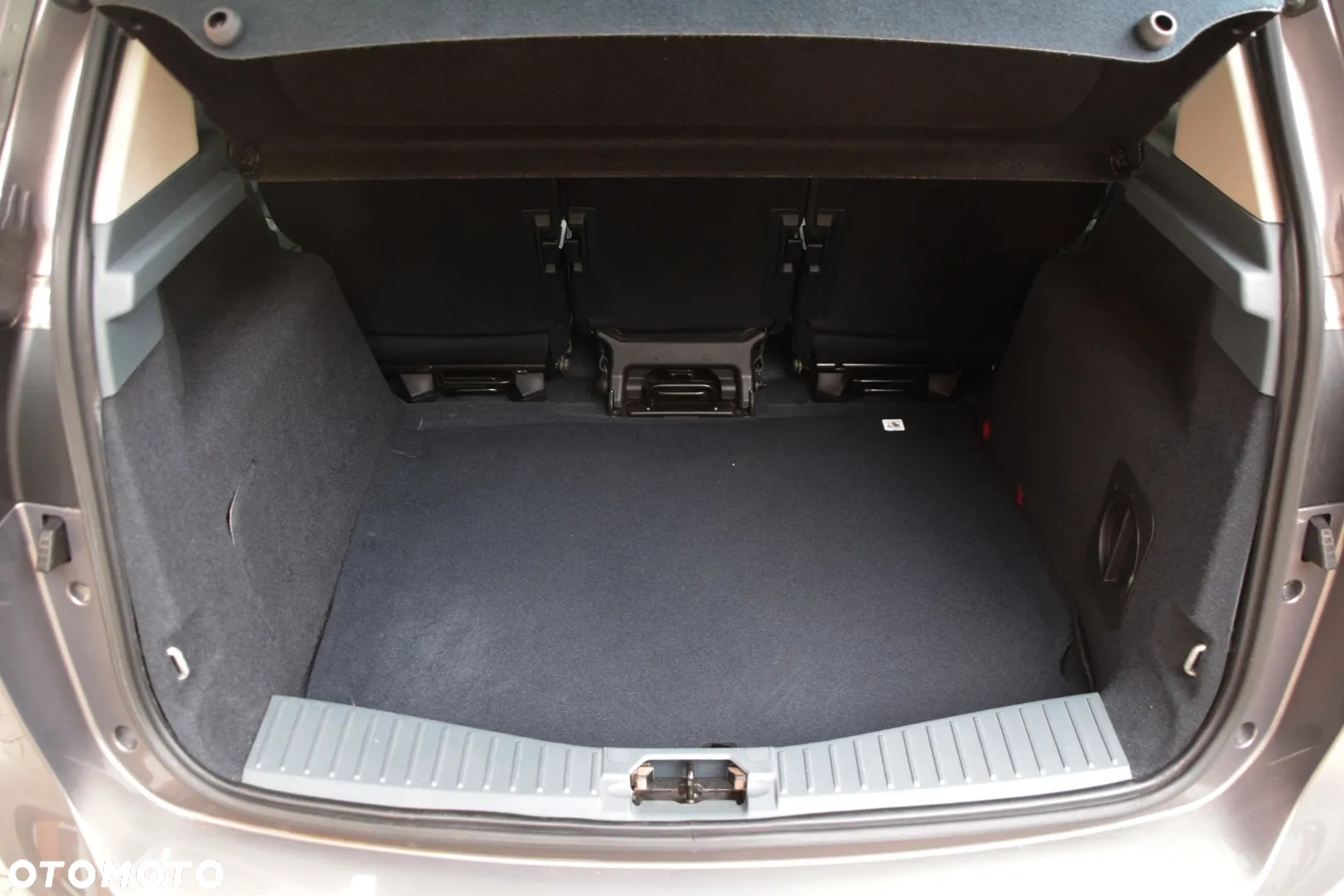 Ford C-MAX 2.0 TDCi Titanium - 15