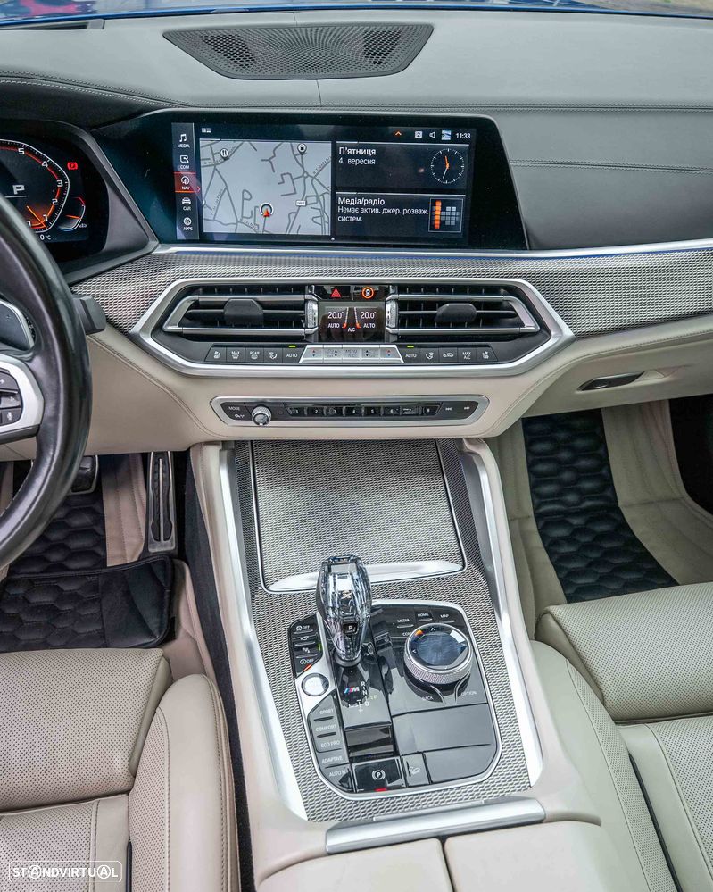 BMW X6 M50i - 23