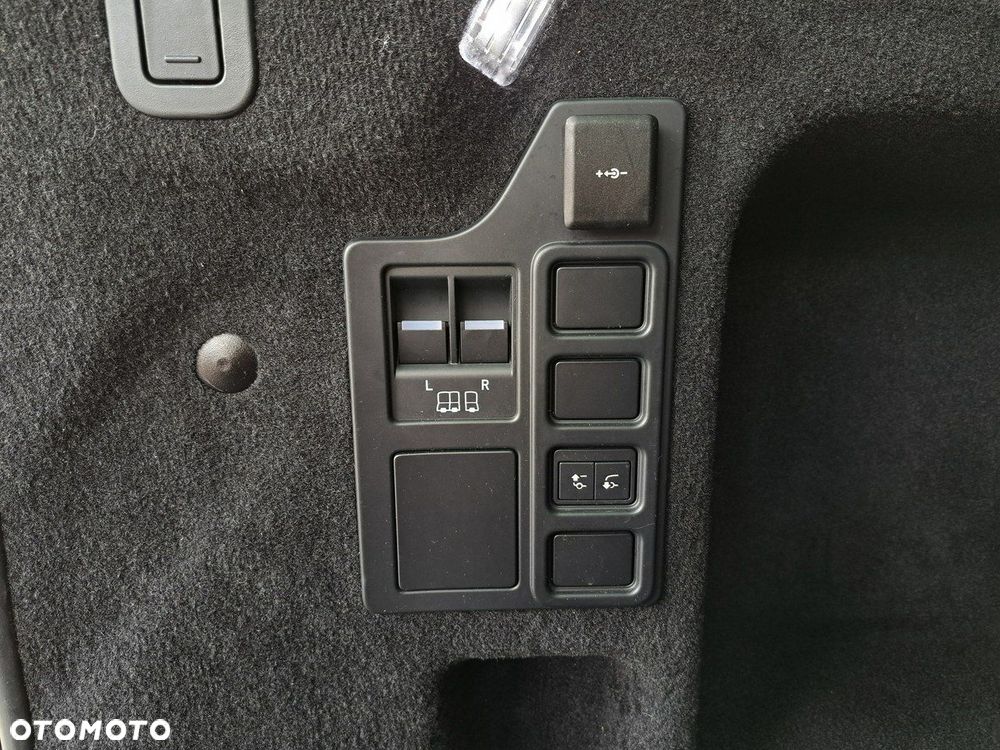 Land Rover Discovery - 37