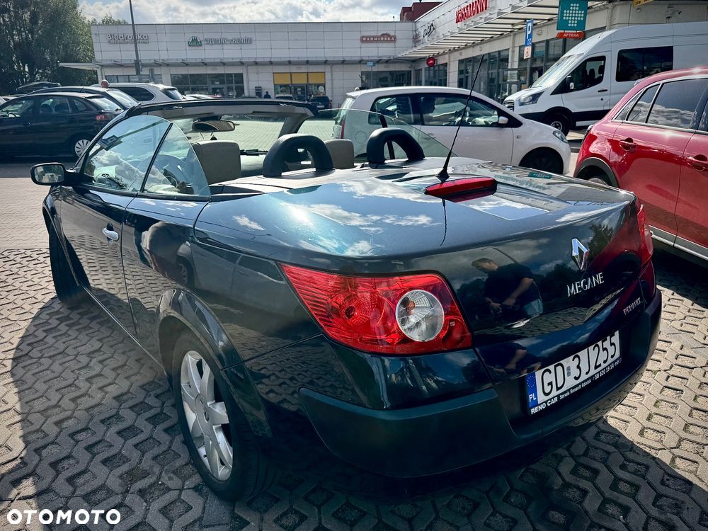 Renault Megane 2.0 16V Dynamique - 9