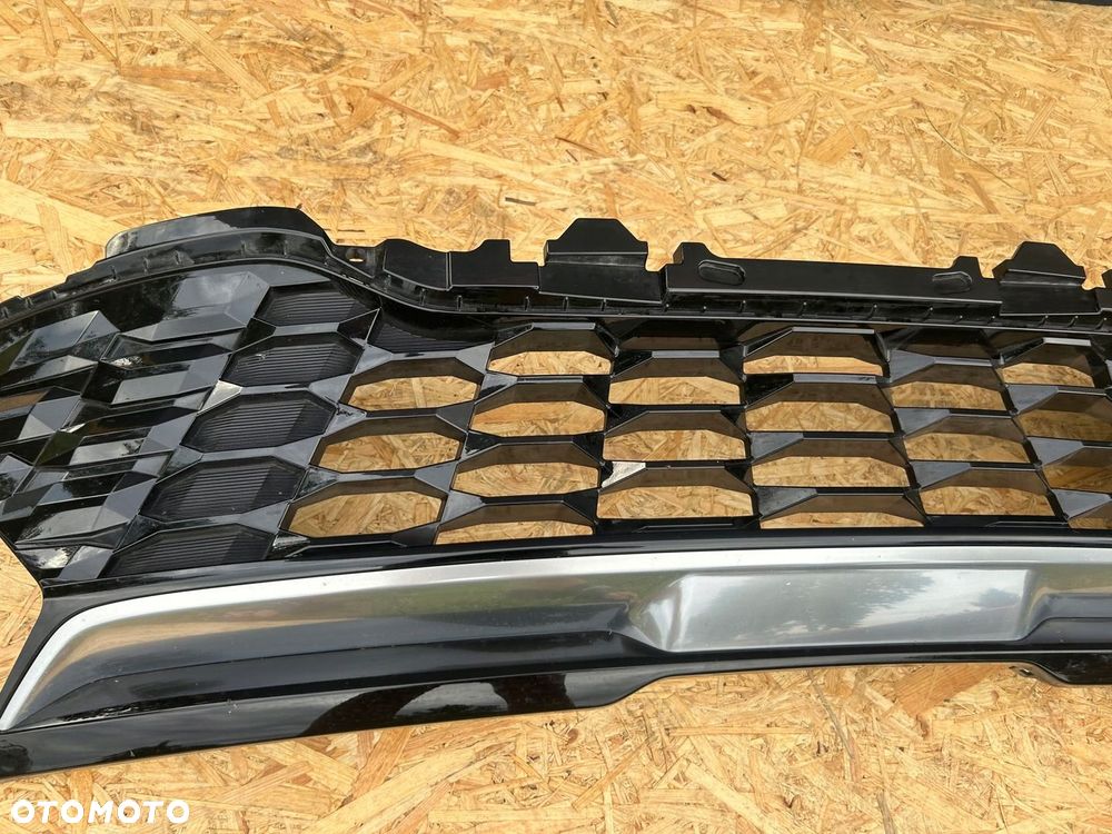 KIA SPORTAGE V GRILL ATRAPA 86351-R2020 - 3